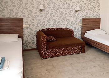 Отель «Акрополис»