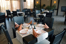 Фото Отель «Розе Вилладж» (раннее бронирование до 30.04.2026)