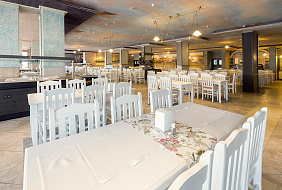 Фото Отель «Империал Резорт» (раннее бронирование до 31.03.2026)