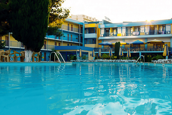 Фото Отель «Азуро» (раннее бронирование до 31.03.2026)