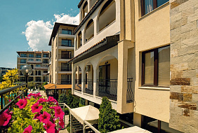 Фото Отель «Розе Вилладж» (раннее бронирование до 30.04.2026)